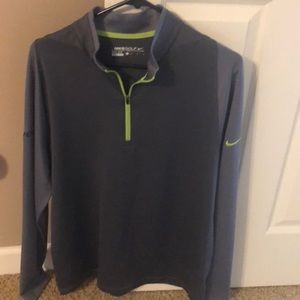Men’s Nike 1/4 Zip pullover (Size Medium)